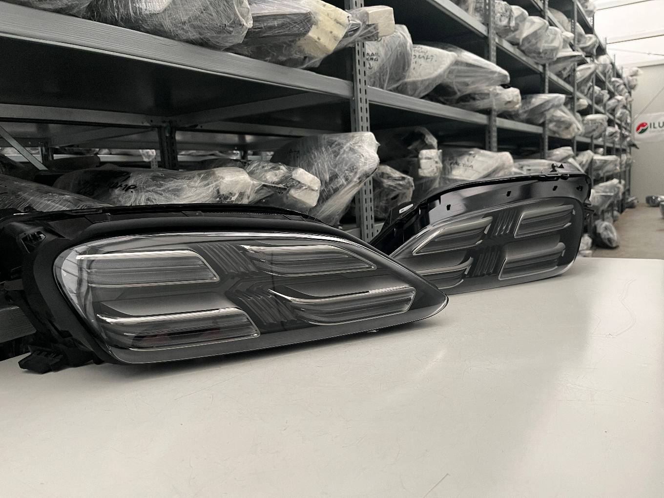 PORSCHE MACAN 95C VOLL LED PDLS  SCHEINW R L KPL 95C941010G 95C941009G