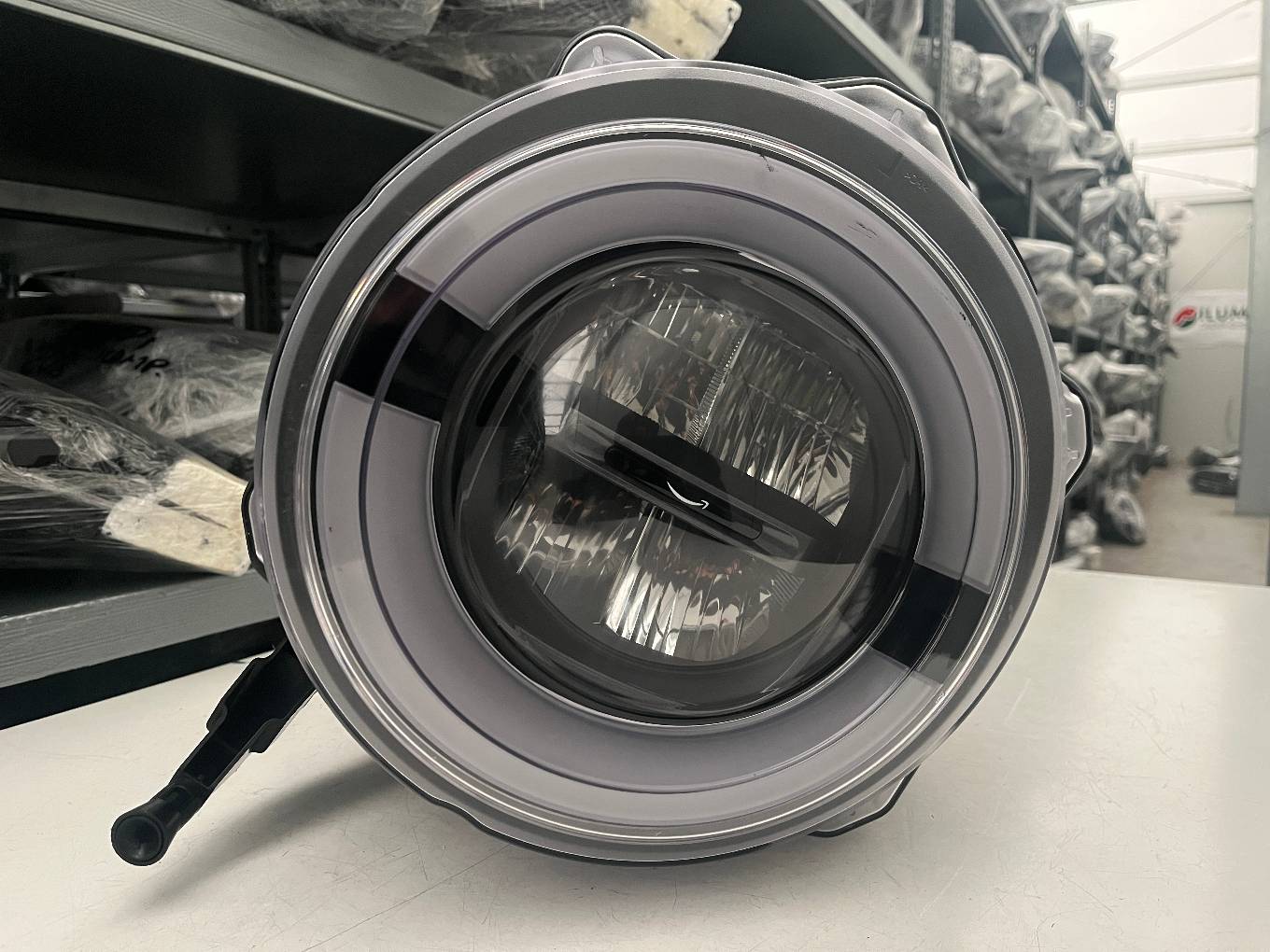 RIVIAN R1T R1S VOLL LED SCHEINW LINKS KPL GLM92162000