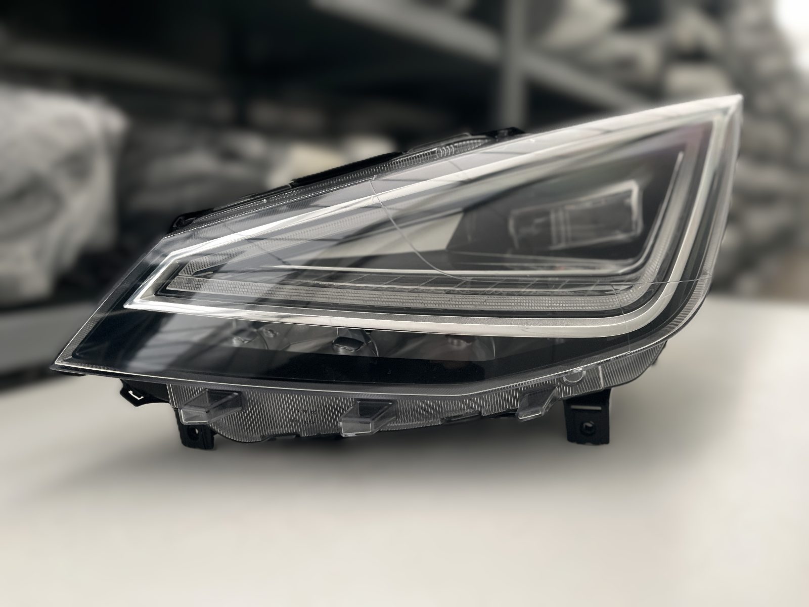 SEAT IBIZA ARONA VOLL LED SCHEINWERFER LINKS 6F1941007F