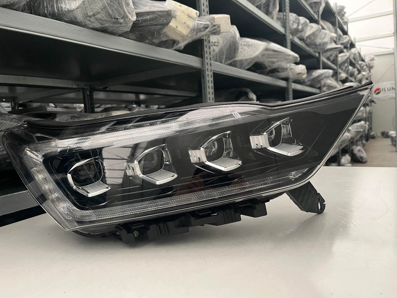 SSANGYONG REXTON IV 4 LIFT VOLL LED SCHEINW RECHTS KPL 8310636000