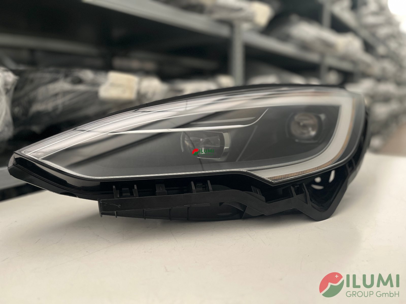 TESLA S PLAID SCHEINWERFER LINKS KPL 156371300D