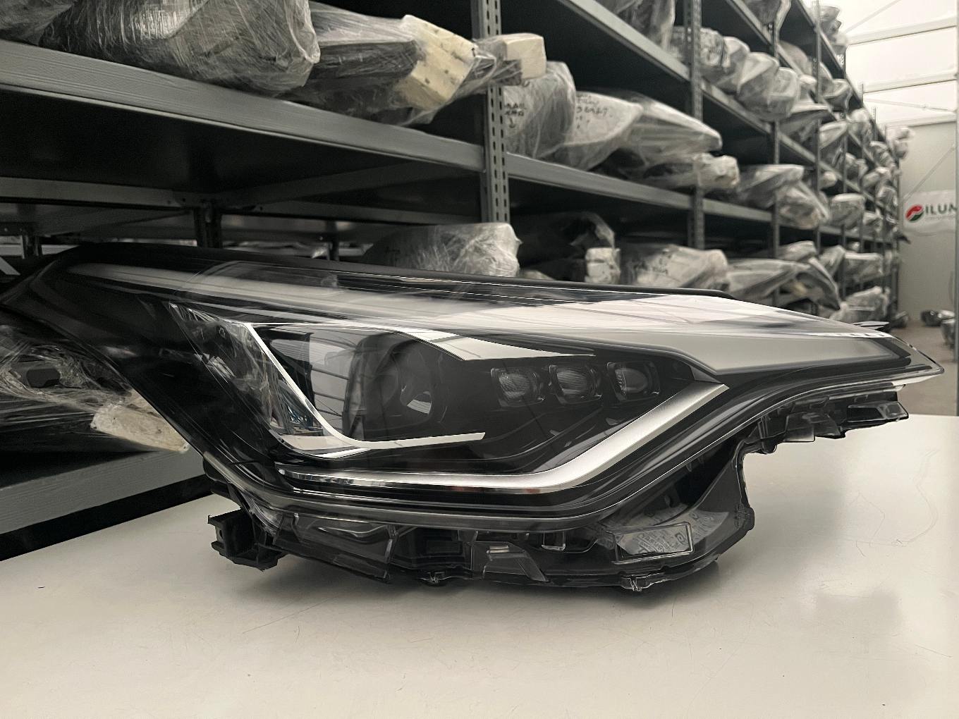 TOYOTA C-HR CHR LIFT VOLL LED SCHEINW RECHTS 81110-F4280-00
