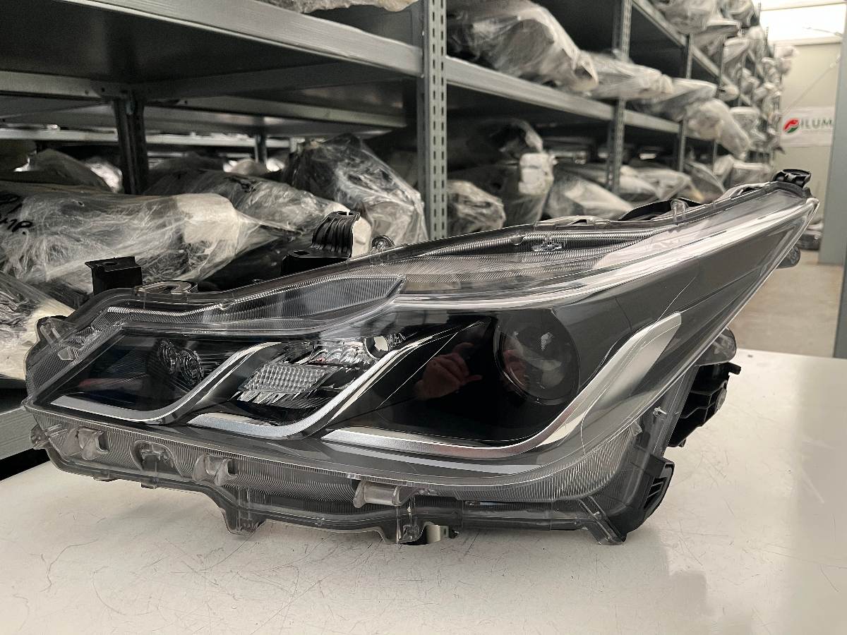 TOYOTA COROLLA E21 H7 LED SCHEINWERFER LINKS 81110-02T31-00
