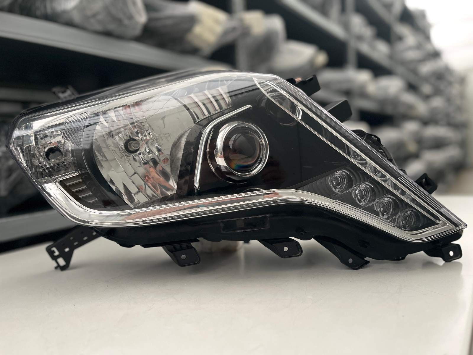TOYOTA LAND CRUISER J150 LIFT LED SCHEINW RECHTS