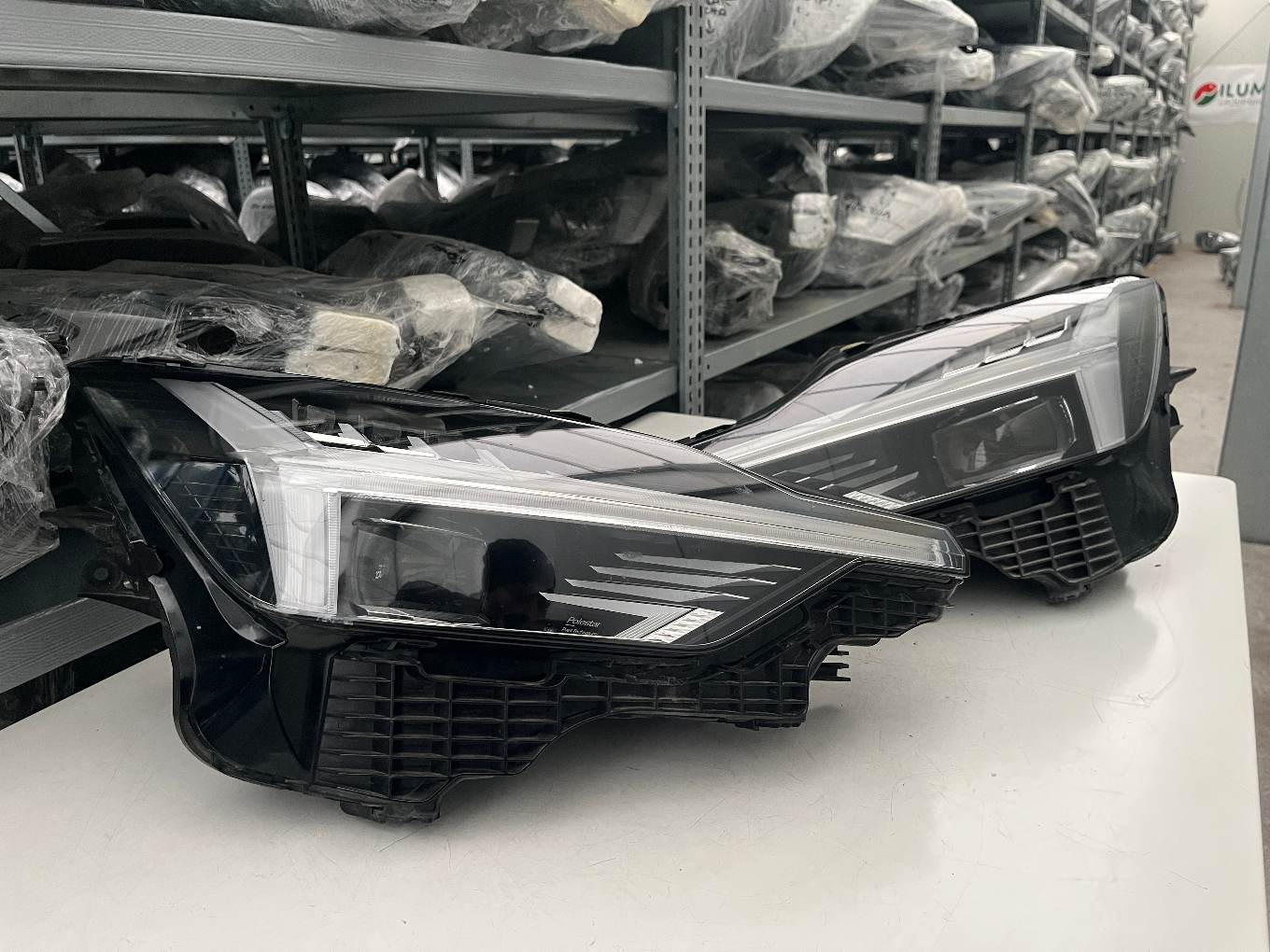 VOLVO POLESTAR II 2 VOLL LED SCHEINWERFER R L P32337607 P31698070
