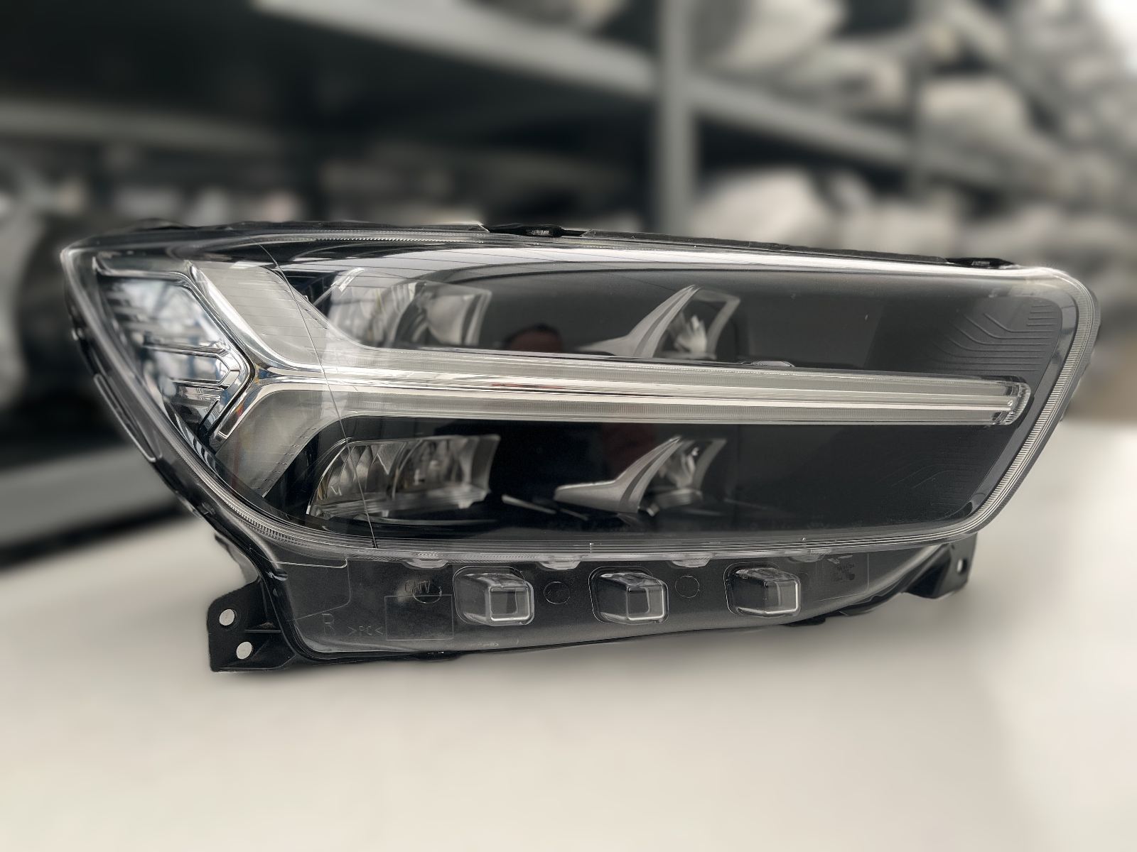 VOLVO XC40 II VOLL LED SCHEINWERFER RECHTS KPL 31655983