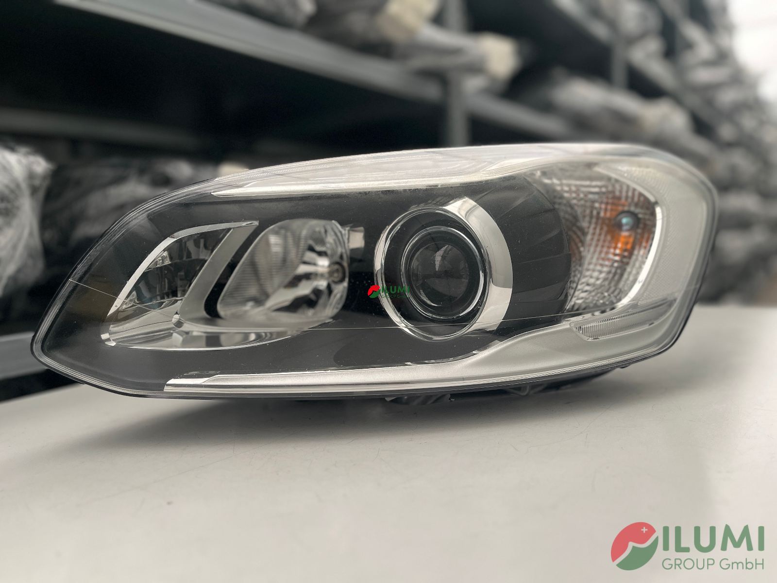 VOLVO XC60 LIFT XENON SCHEINWERFER LINKS KPL 31420257