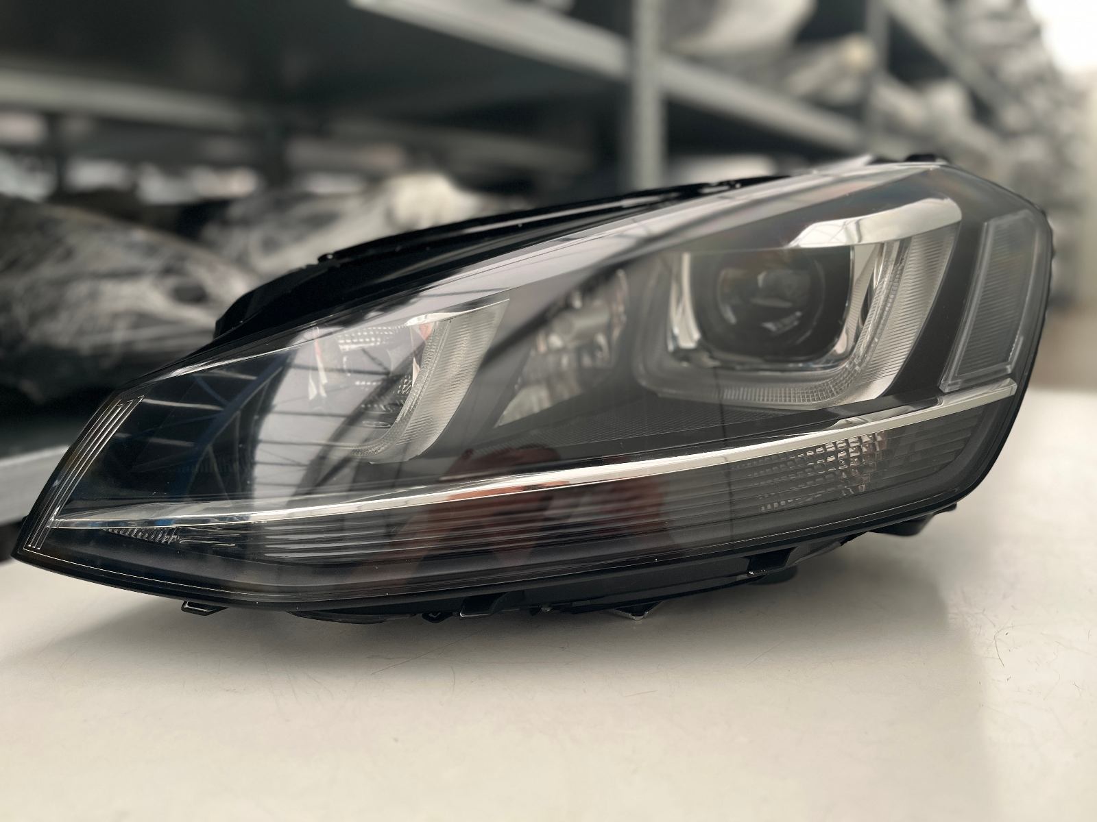 VW GOLF VII XENON LED SCHEINW LINKS KPL 5G1941033
