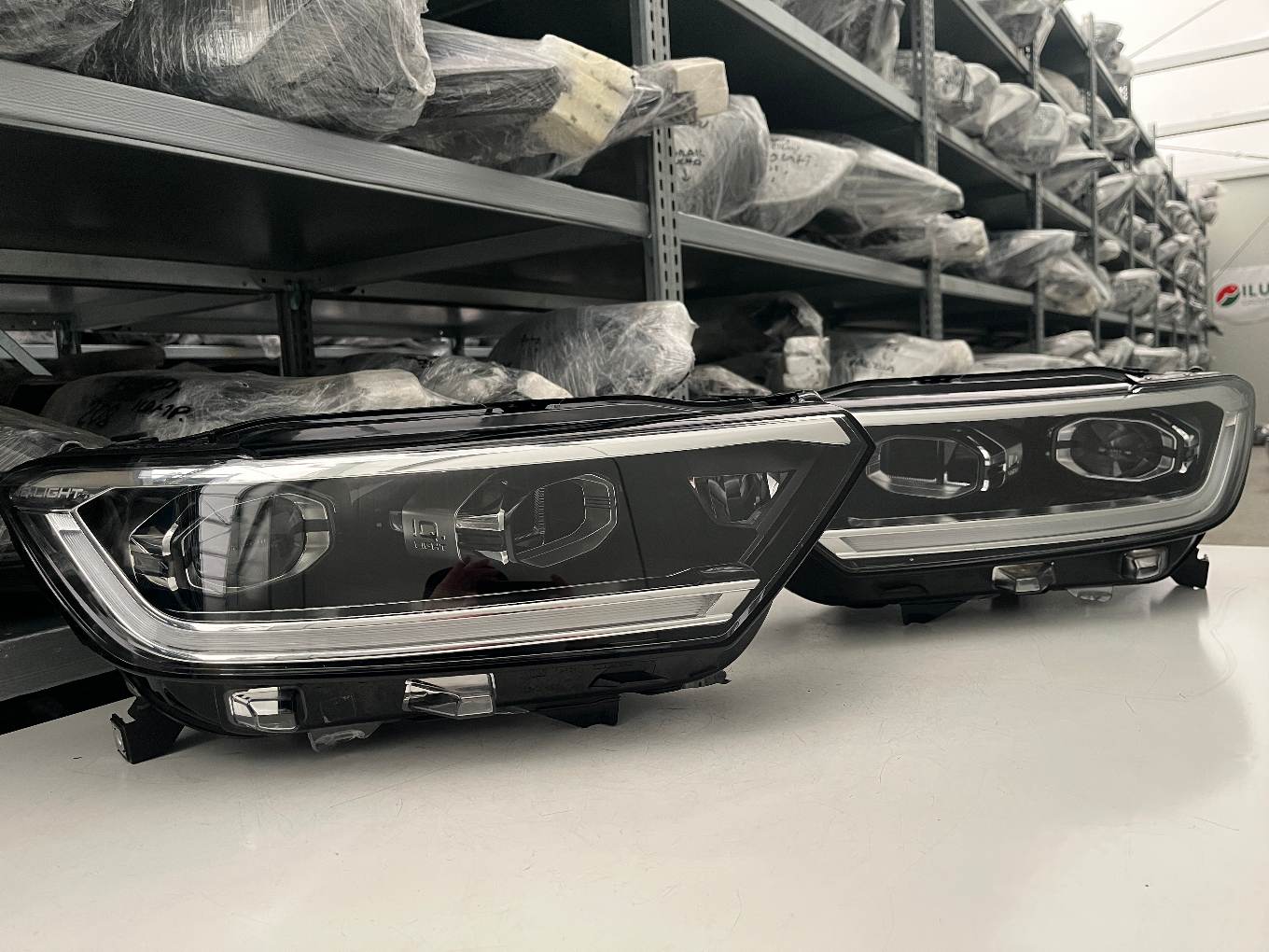 VW T-ROC LIFT VOLL LED 10PIN SCHEINW L R KPL 2GA941036AF 2GA941035AF