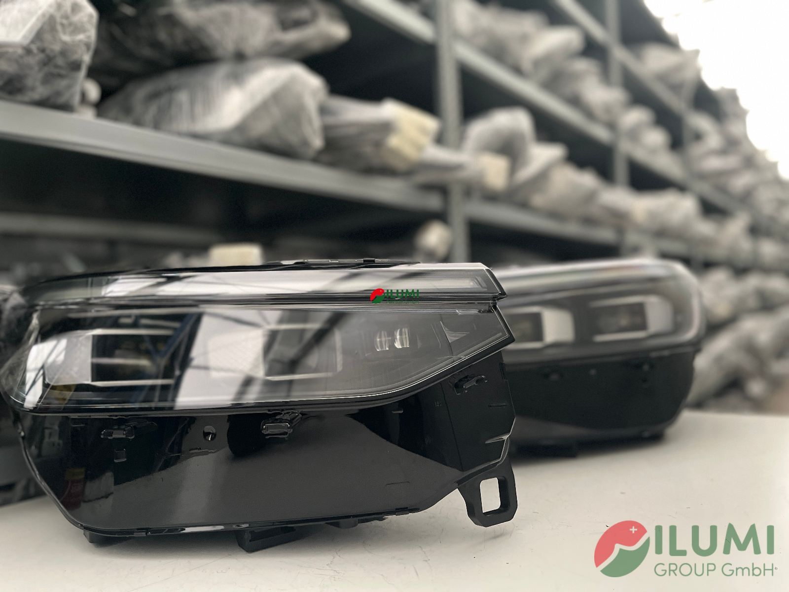 VW TAYRON SCHEINWERFER L+R KPL 57L941059_060