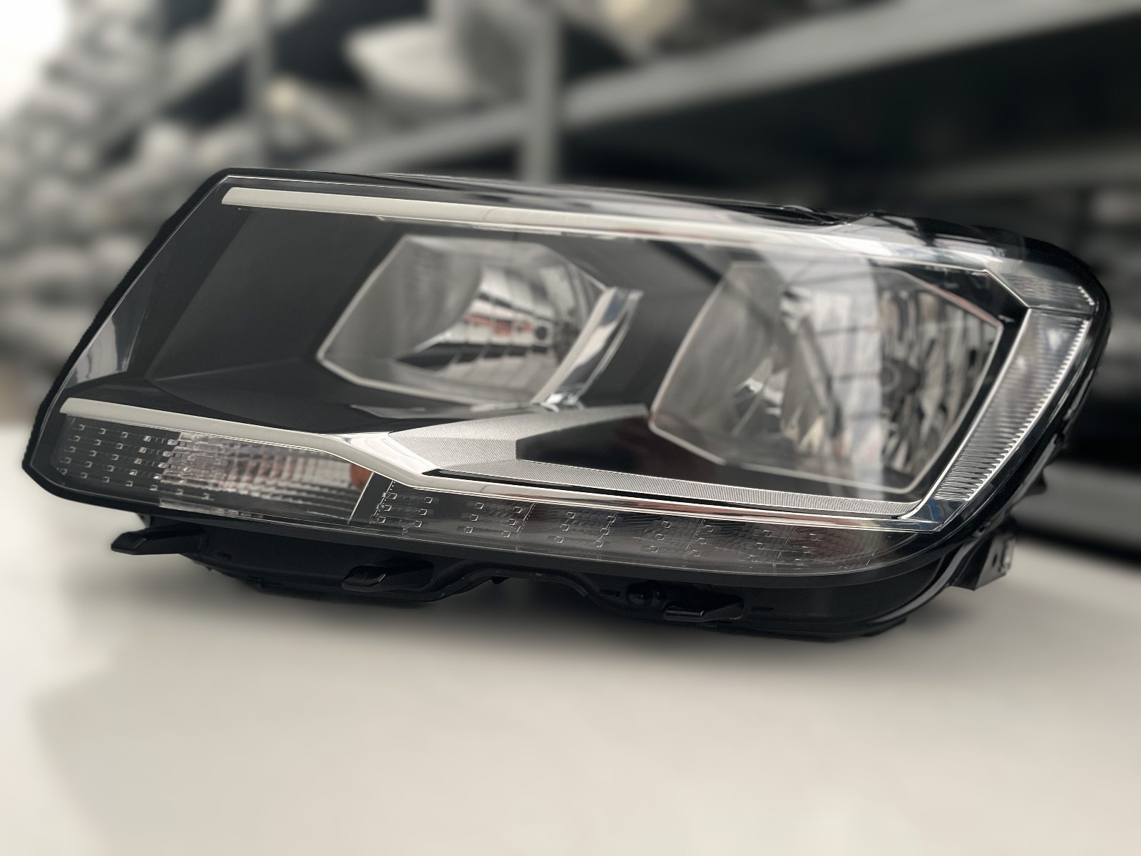 VW TIGUAN HALOGEN SCHEINWERFER LINKS 5NL941005