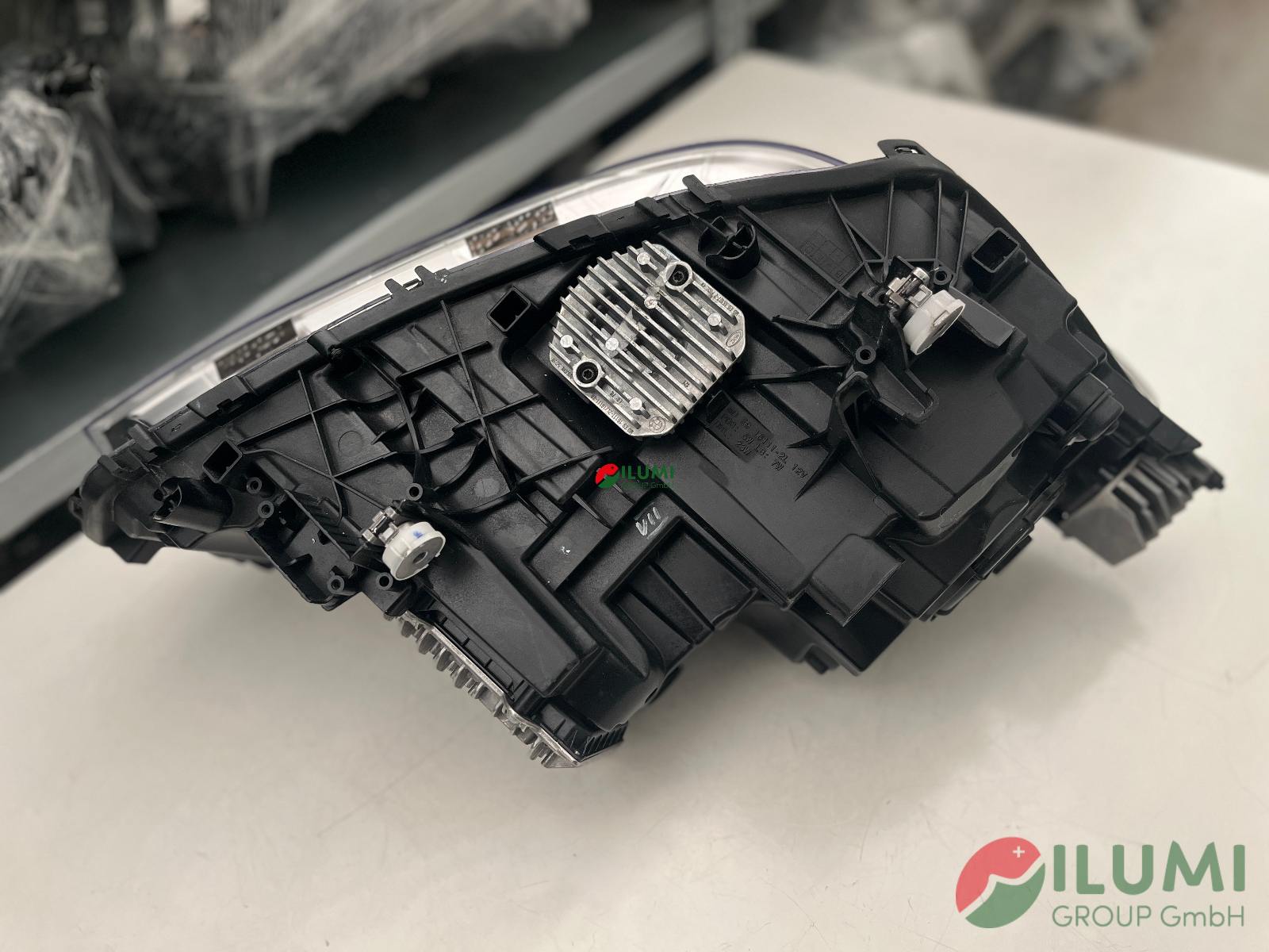 VW TOUAREG III 3 761 VOLL LED R-LINE SCHEINW LINKS 761941081